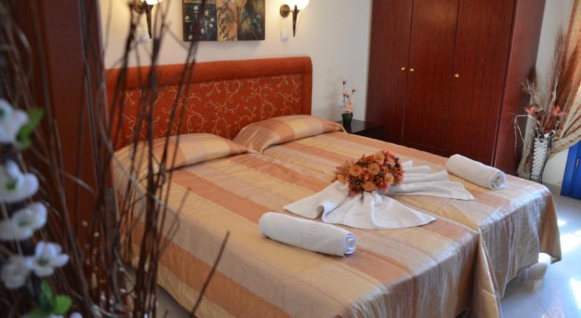 Alkioni Hotel Foiníkion Quarto foto